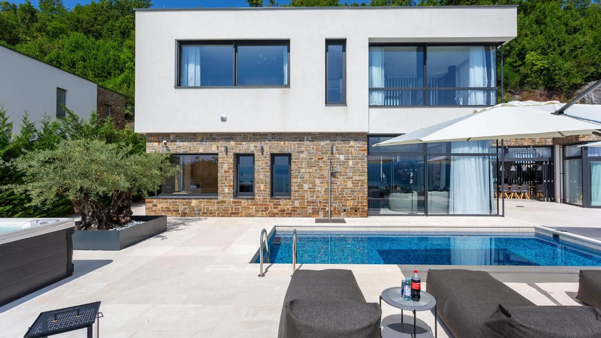 Lovely Home In Opatija With Wifi location